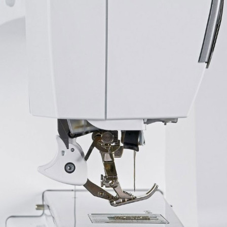 Bernina 880 Plus