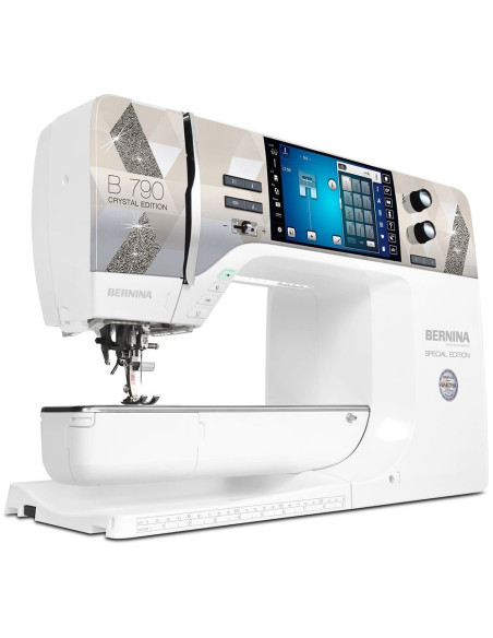 Bernina 790 Plus Crystal Edition