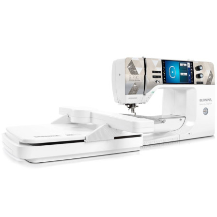Bernina 790 Plus Crystal Edition