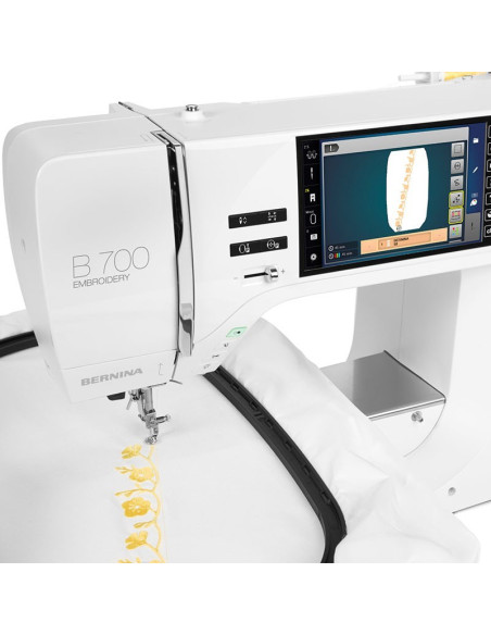 Bernina B 700