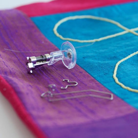 Нитенаправитель шнура к лапке Bernina №43 0330805000 2