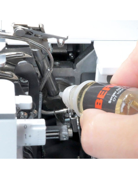 Масло для швейных машин Bernina 033 567 71 02 10 мл
