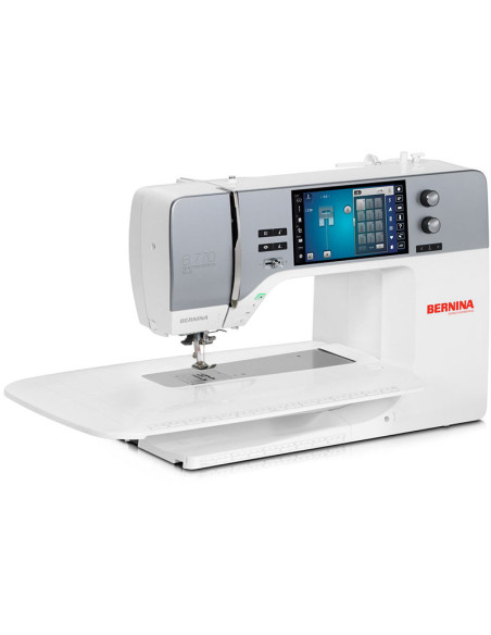 Швейно-вышивальная машина Bernina B770 QE Plus