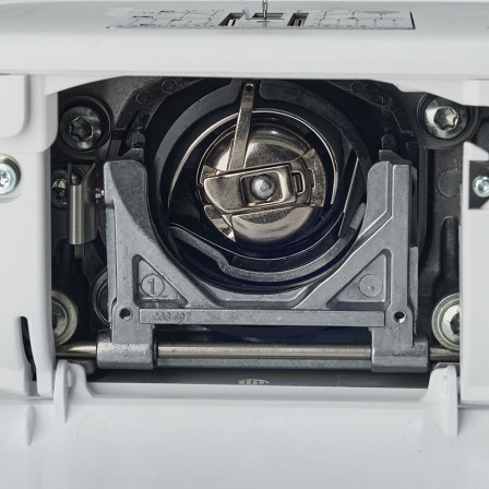 Швейна машина Bernina B 325